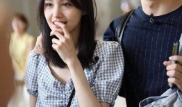 和男朋友一起吃娱乐圈瓜,与男友共享的八卦盛宴